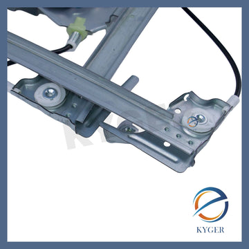 Applicable to Land Rover F1Front door window regulator right LR006371