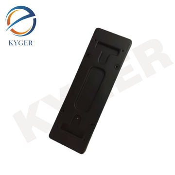 Suitable for Land Rover Discovery, Range Rover, Evoque, and Discovery Sport Rear license plate panel LR048409 LR077508