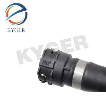 Suitable for Land Rover Evoque, Discovery Sport, and Jaguar RP Intercooler water pipe LR094123 J9C4891