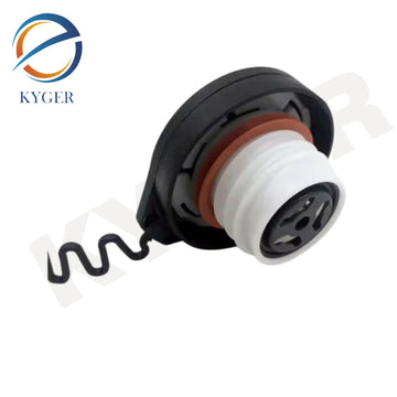 Suitable for Land Rover Discovery II F2Fuel tank inner cover LR029165 High-quality auto parts