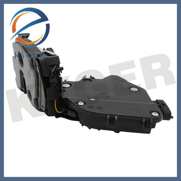 Suitable for Land Rover Range Rover Jaguar right front door lock mechanism LR078707 T4A10215 T4A2793