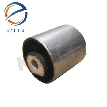 Suitable for Range Rover RR02Front lower control arm rubber bushing LR018345 RBX000200