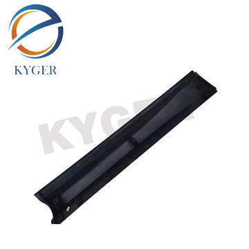 Suitable for Range Rover RS14Front door exterior trim panel right LR044130 LR054827 LR125987