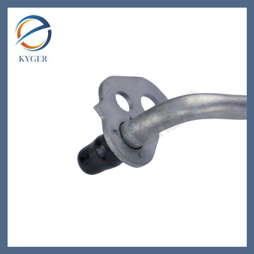 Suitable for Land Rover Discovery 3 and Discovery 44.0Displacement direction oil pipe QEP500232