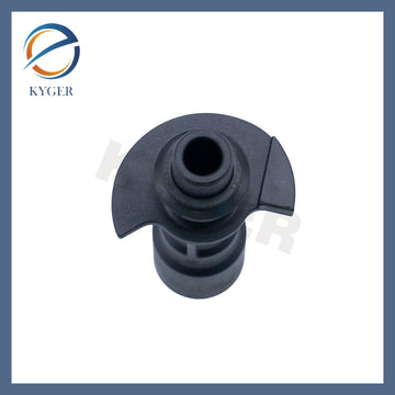 Suitable for discovery4 Logistics Water pump pipe LR028136 Plastic/Aluminum