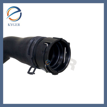 Suitable for Land Rover Range Rover Sport 4.4Displacement radiator top hose LR080119