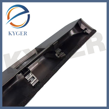 Suitable for Land Rover Discovery II F2Separate tailgate trim LR020189 LR006083